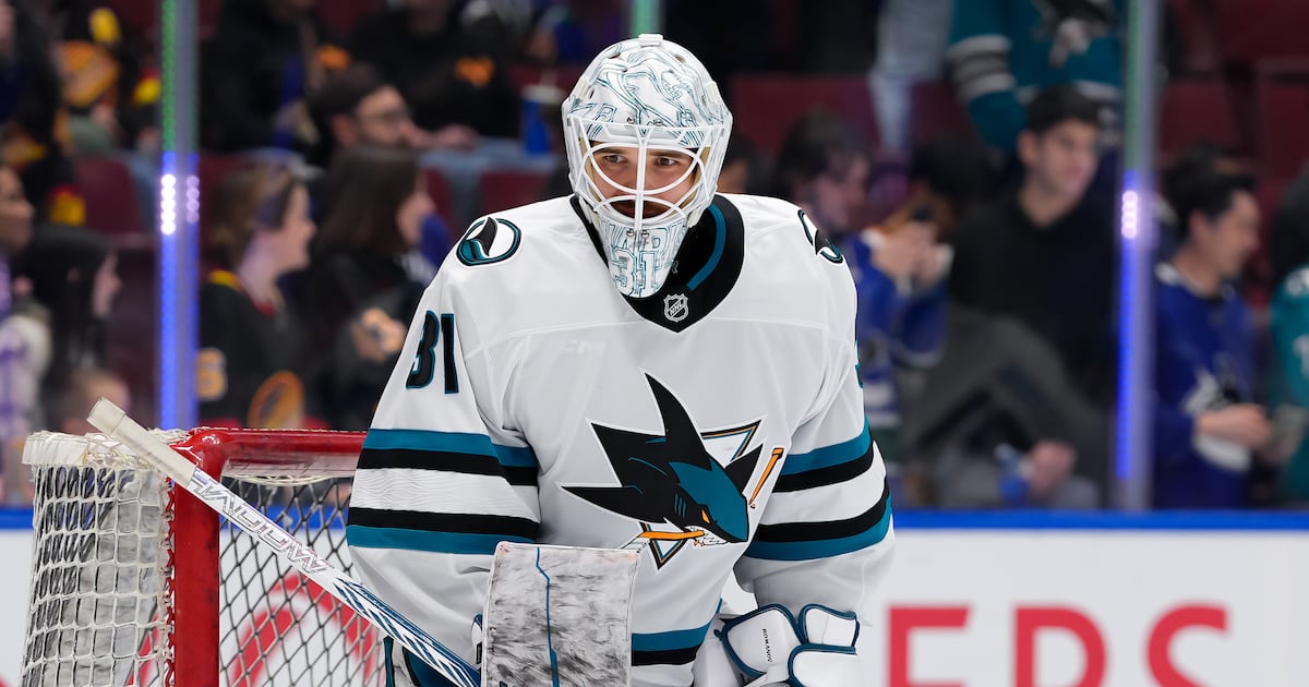 St. Louis Blues sign goaltender Georgi Romanov to one-year, two-way deal