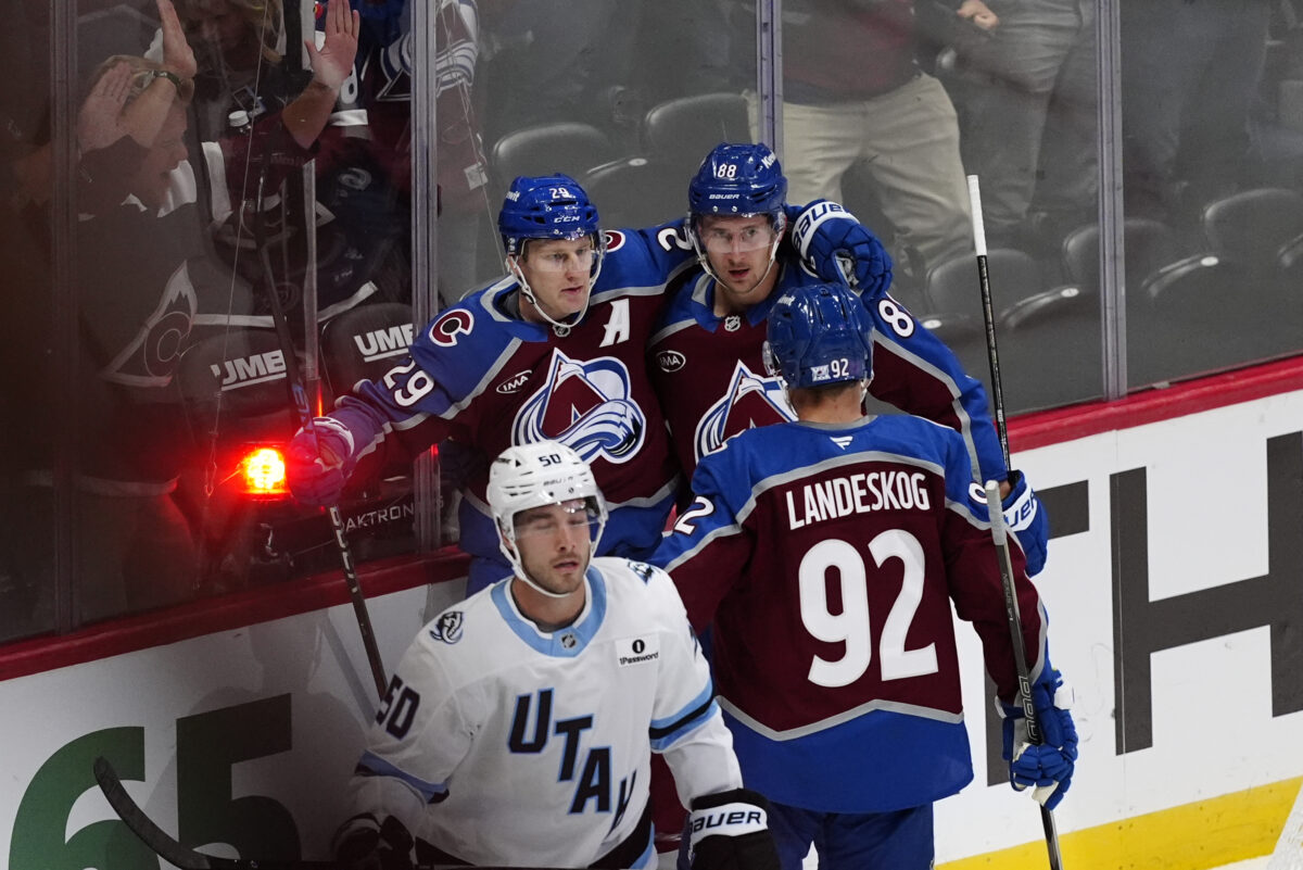 Nathan MacKinnon Martin Necas Colorado Avalanche
