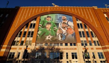 Dallas officials say city should intervene in Mavericks, Stars legal battle