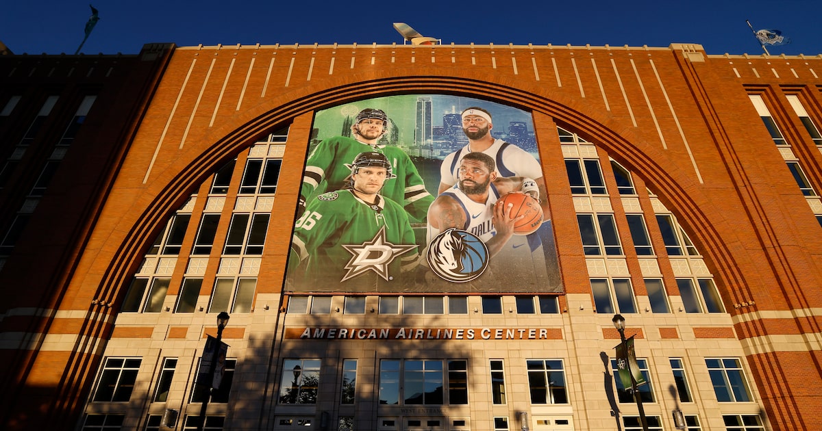 Dallas officials say city should intervene in Mavericks, Stars legal battle