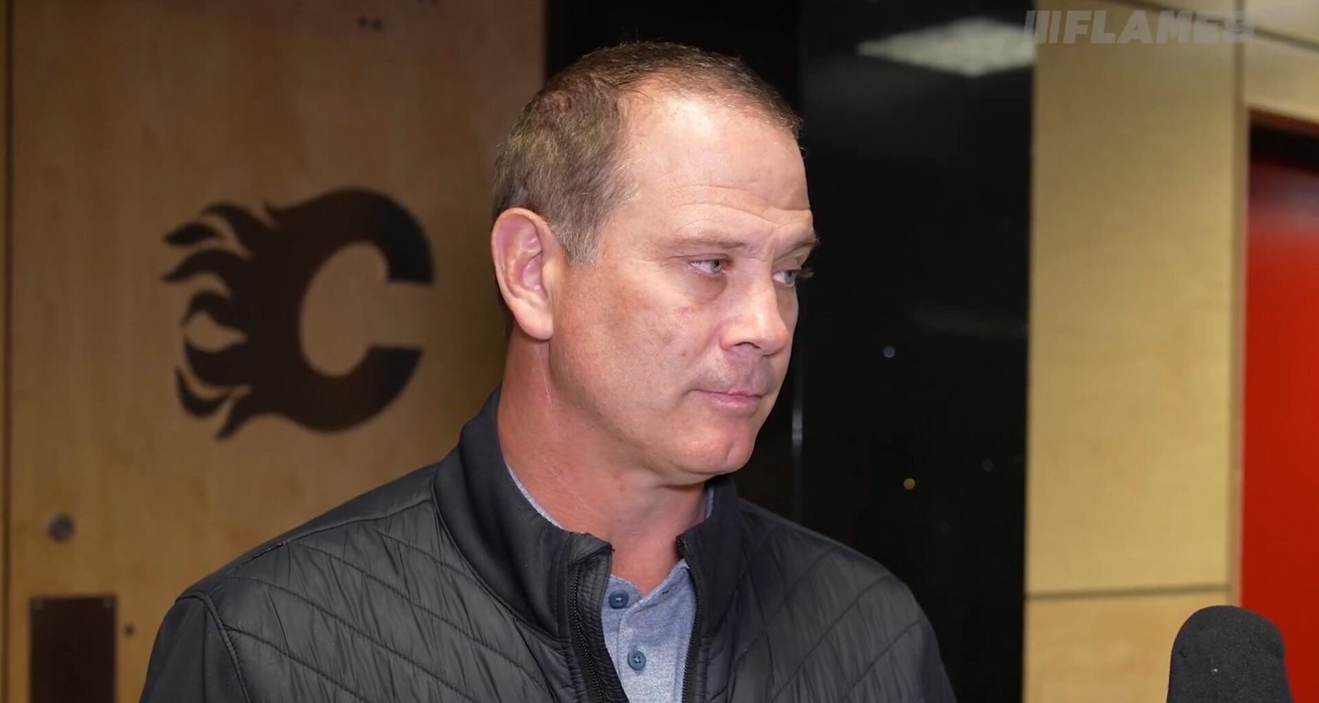 Calgary Flames looking to address backup goaltending situation