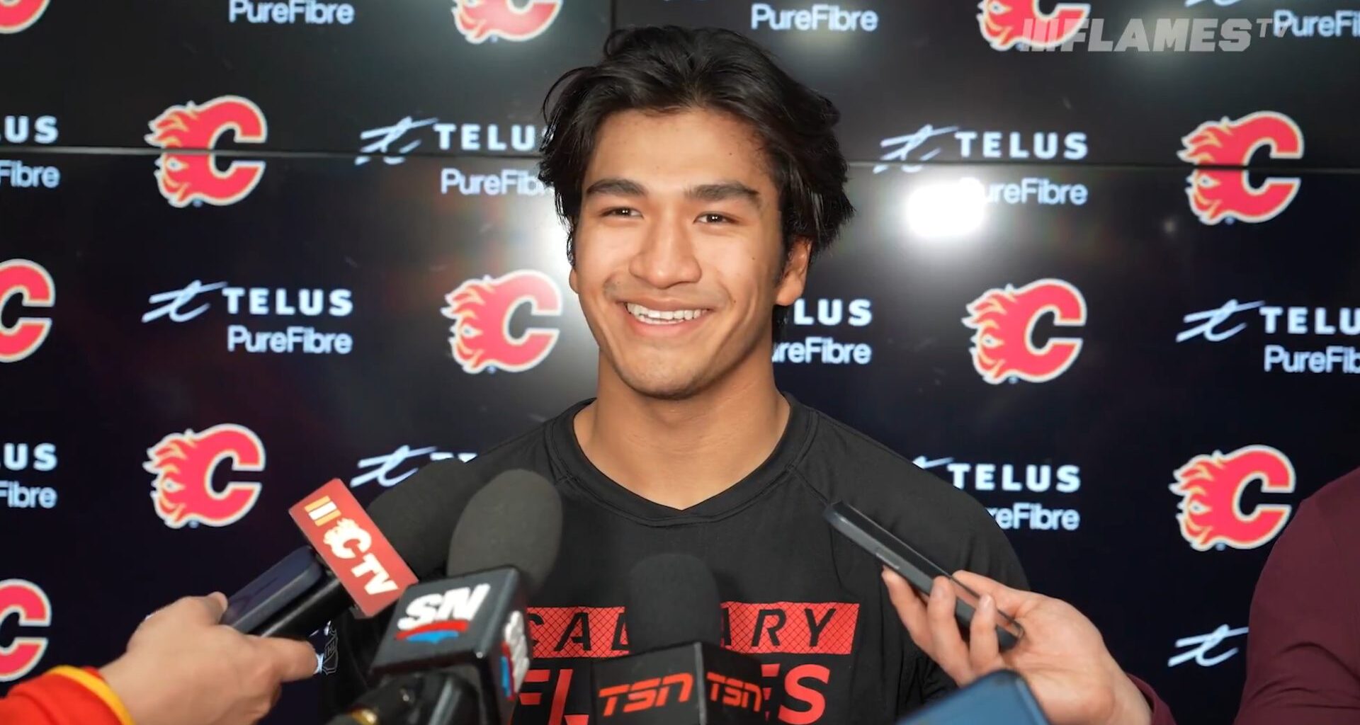 Why it makes sense for the Flames to be patient with Zayne Parekh
