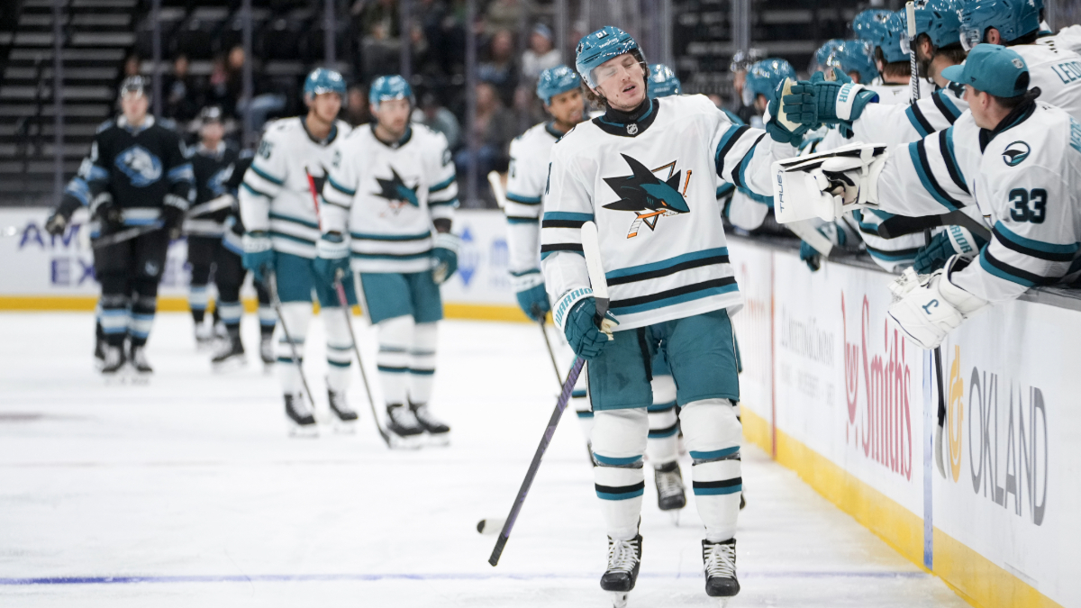 Sharks opt for alternates over captain in 2025-26 NHL season – NBC Sports Bay Area & California