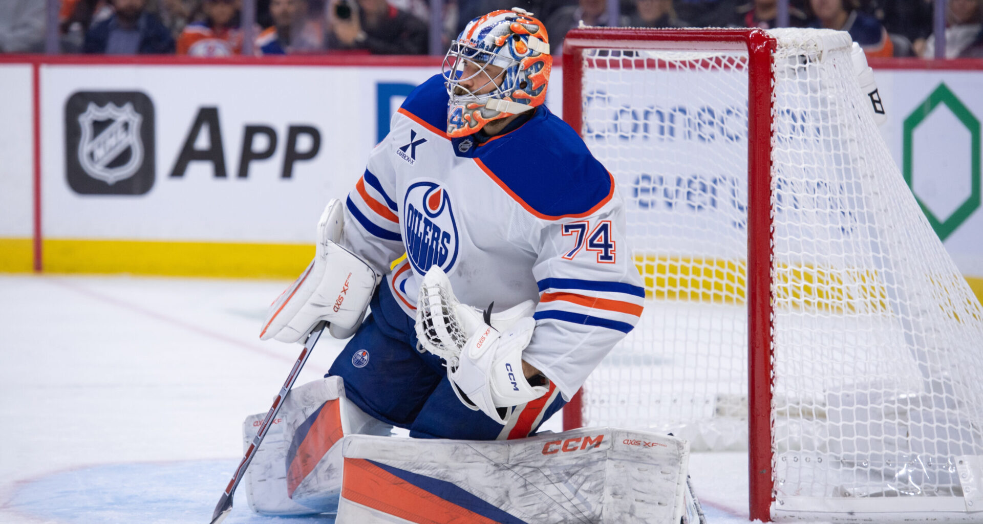 Oilers’ Stuart Skinner Records 100th Career Win - The Hockey Writers - Edmonton Oilers