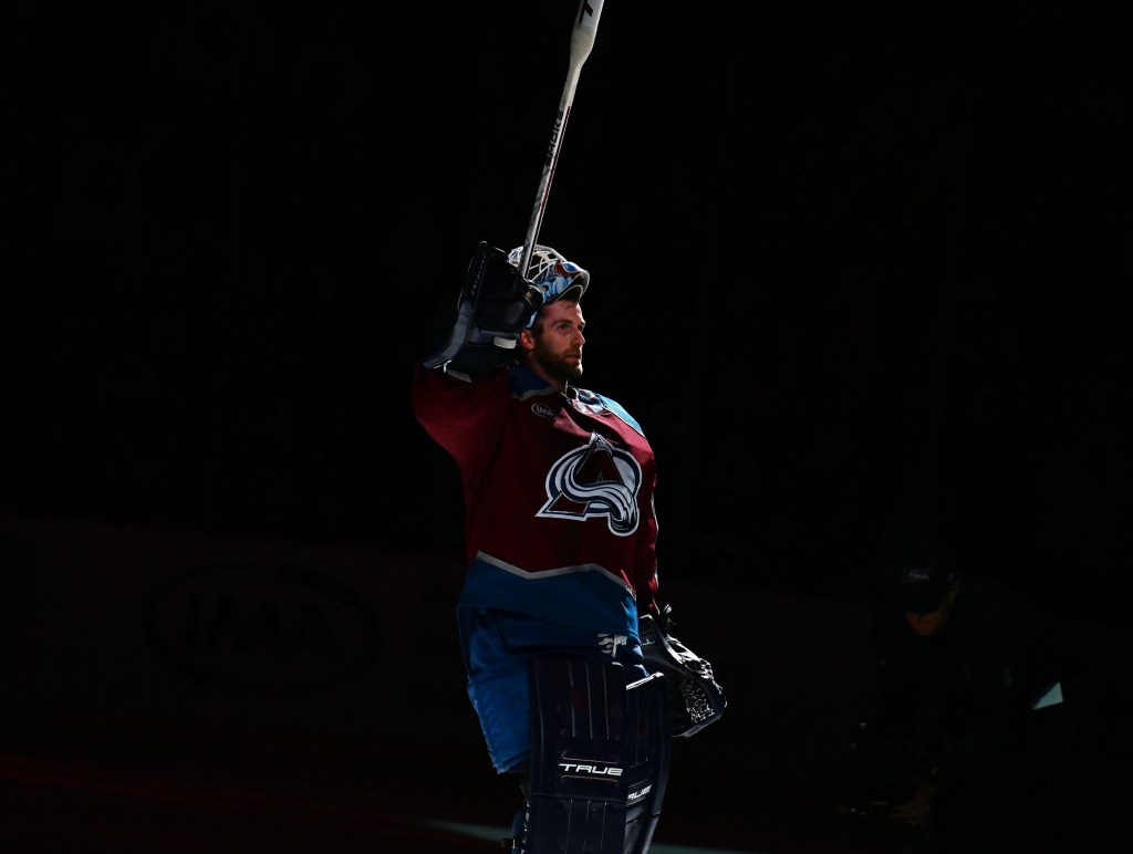 Goaltender Scott Wedgewood saves sluggish Avalanche's home opener