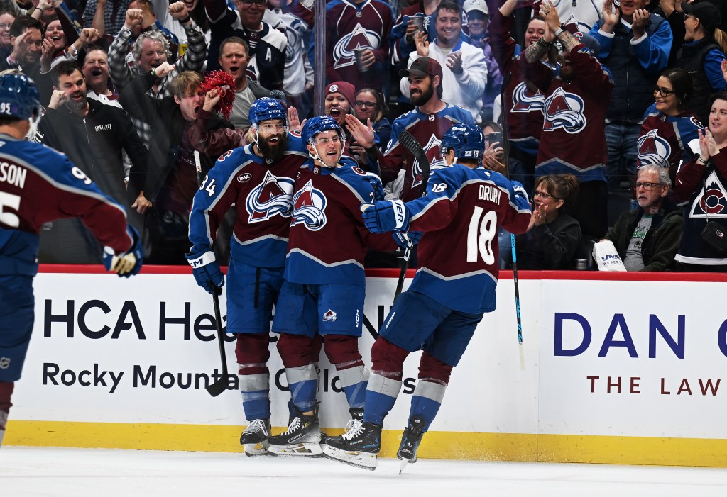 Avs win home opener over Utah behind game-winning goal by Nathan MacKinnon