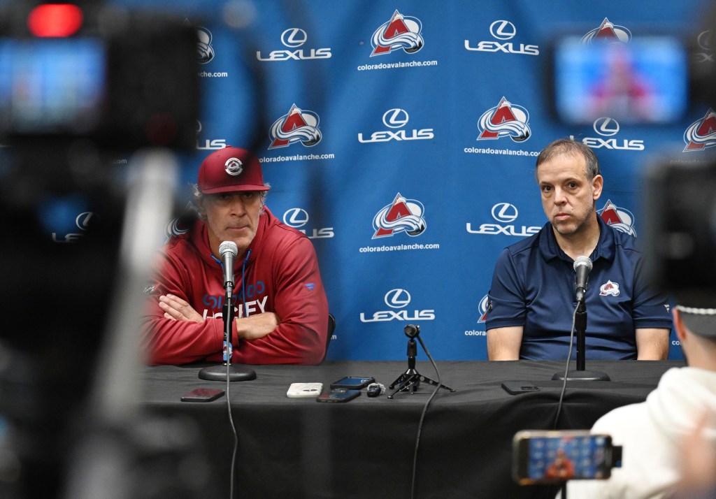 Colorado Avalanche chasing Stanley Cup with oldest roster since 2007