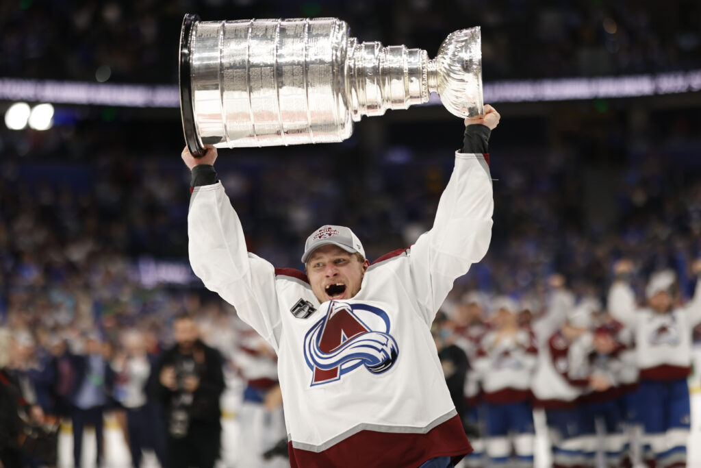 Erik Johnson Announces Retirement