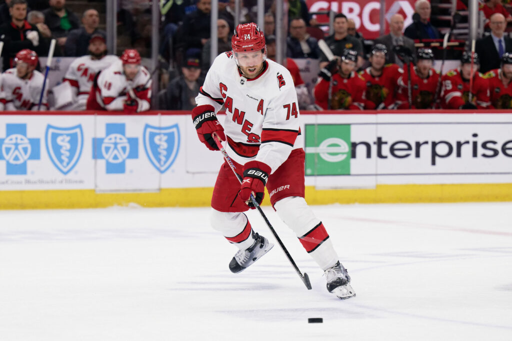 East Notes: Hurricanes, Samuelsson, MacEwen