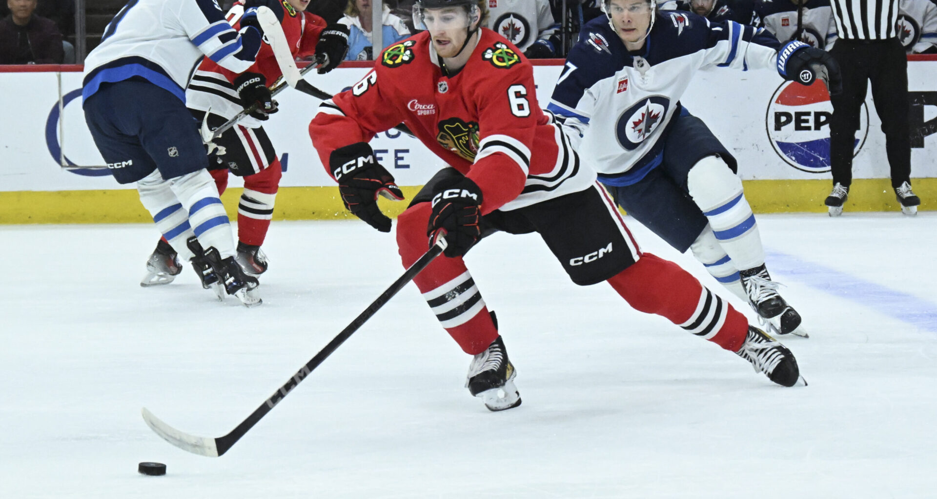 How to Watch Blackhawks at Winnipeg Jets: Live Stream, TV Channel, Start Time, Preview