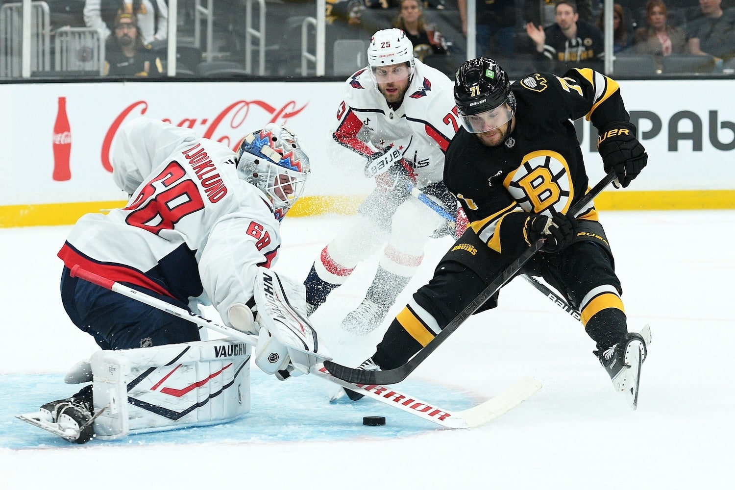 5 players to watch in Bruins home opener vs. Blackhawks - 98.5 The Sports Hub