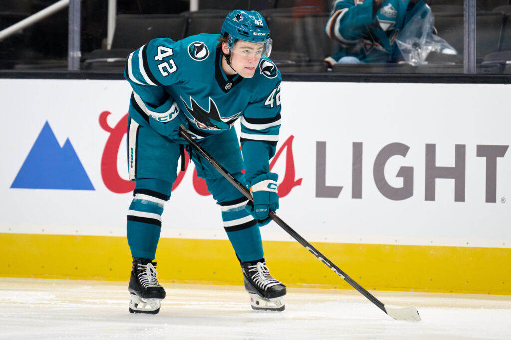 San Jose Sharks Recall Luca Cagnoni, Place Shakir Mukhamadullin On IR
