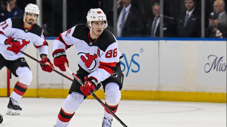 What channel is Hurricanes vs. Devils on tonight? Time, TV schedule, live stream to watch NHL season opener image