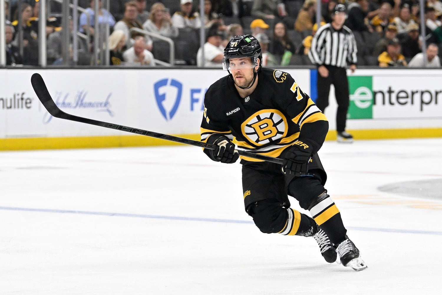 Sep 29, 2025; Boston, Massachusetts, USA; Boston Bruins left wing Viktor Arvidsson (71) in action during the first period against the Philadelphia Flyers at TD Garden. Mandatory Credit: Eric Canha-Imagn Images