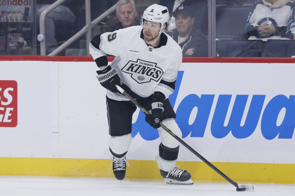 Adrian Kempe, Kings Remain Far Apart