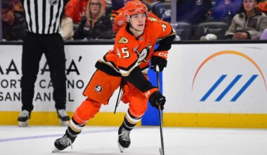 Beckett Sennecke is making a case to stick with Ducks