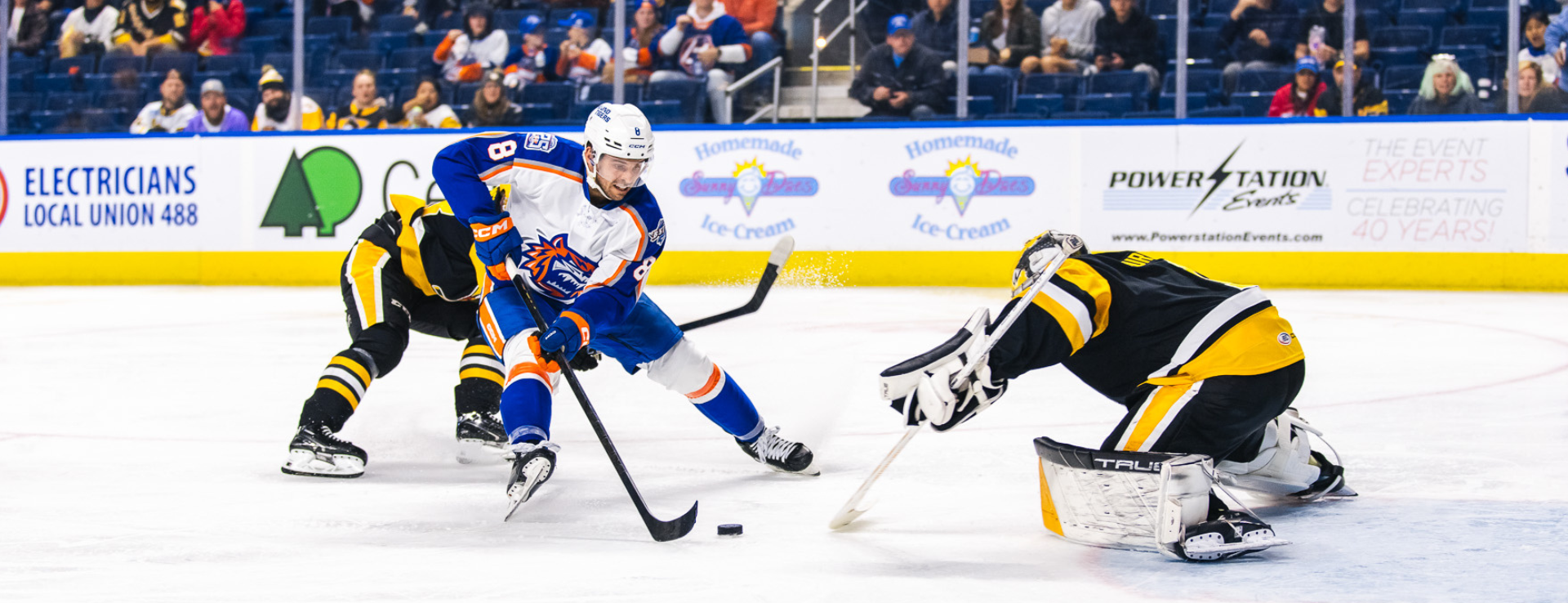 Islanders Fall at Home to Penguins, 6-3