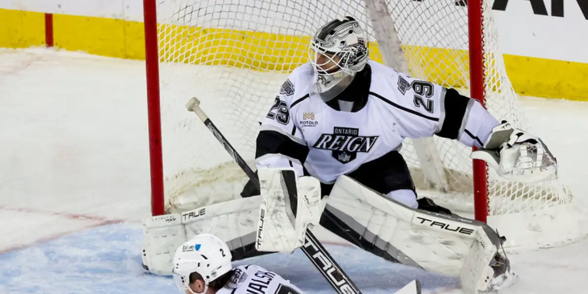 Los Angeles Kings Place Goalie on Waivers