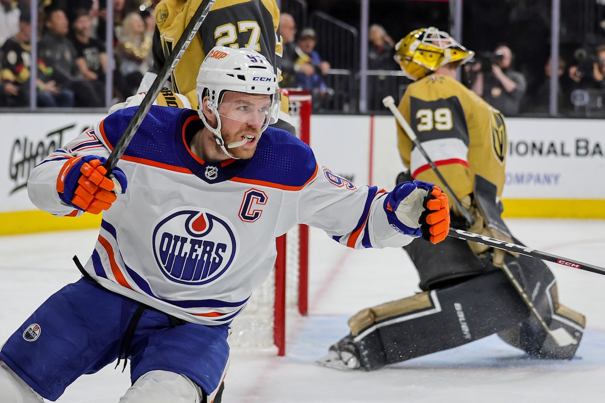 Connor McDavid signs two-year, $25-million contract extension with Edmonton Oilers