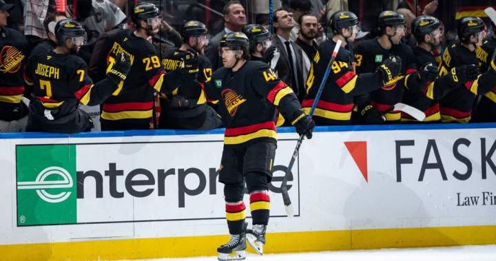 Sherwood turns sniper in boosting Canucks’ energy