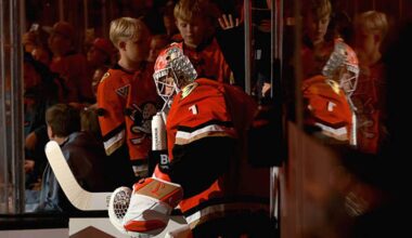 Hurricanes vs. Ducks prediction, odds, picks - Oct. 16