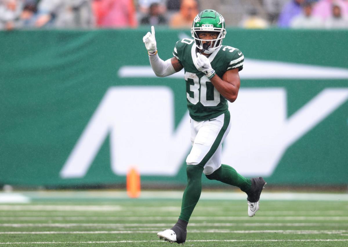 What the Eagles new defensive trade really means