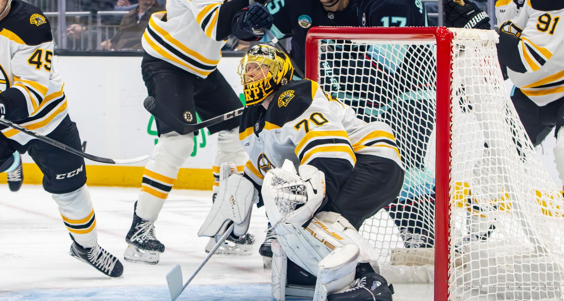 Bruins goaltender Joonas Korpisalo