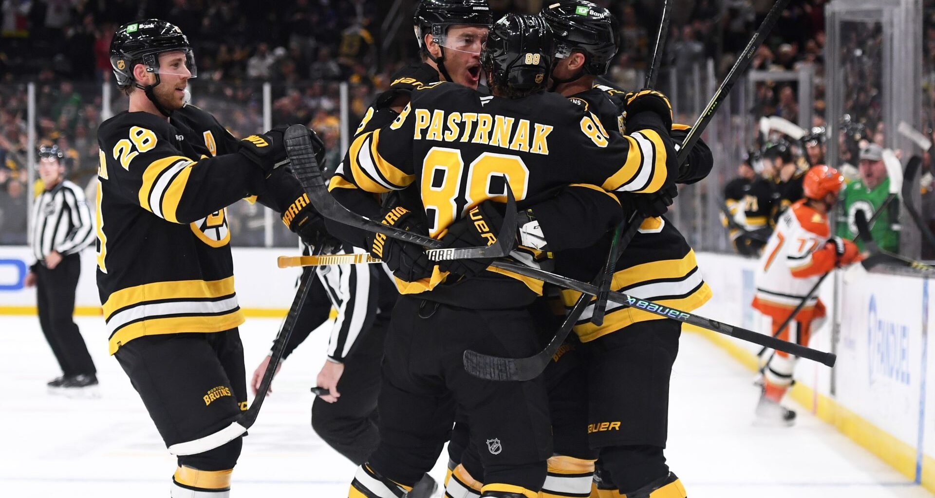 Bruins Plunge On NHL Power Rankings Amid Losing Streak