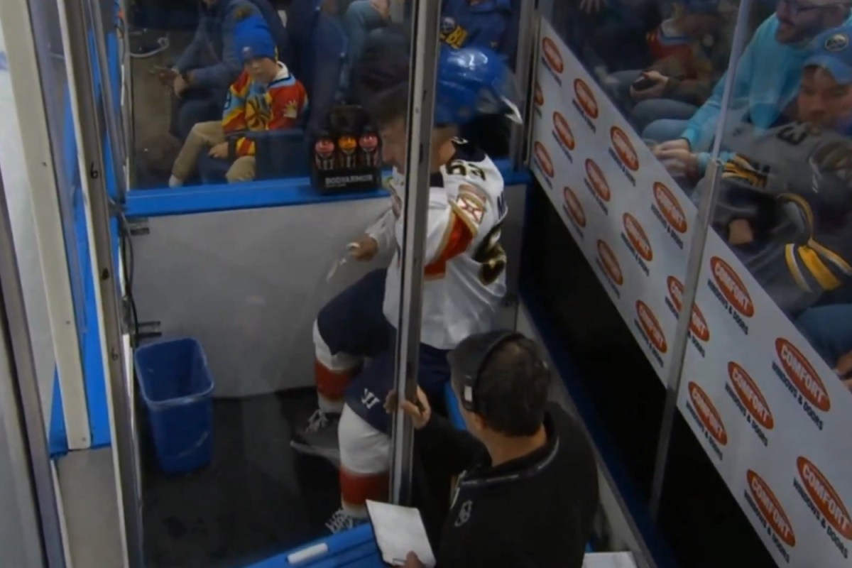 Brad Marchand absolutely loses it, rips apart Rasmus Dahlin’s helmet in penalty box meltdown