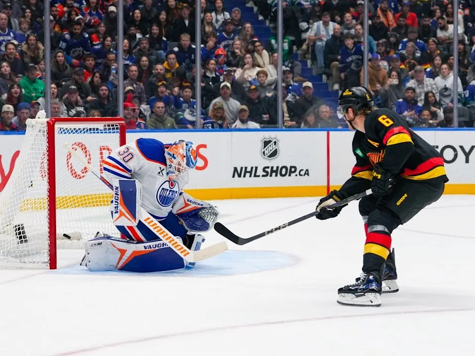 Edmonton Oilers goaltender Calvin Pickard has given up 14 goals in four games so far this year.