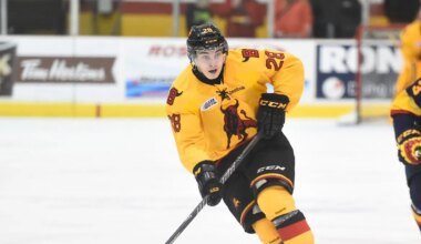 Tomasek takes long route, but arrives in the NHL
