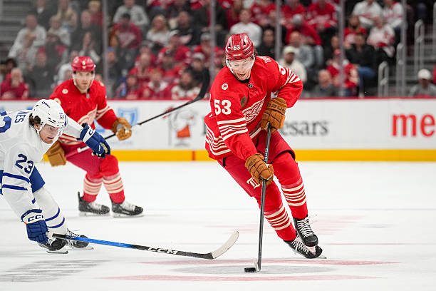 Maple Leafs vs. Kraken Prediction & Picks - Oct. 18