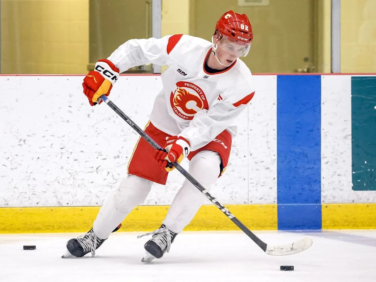 WHL’s Calgary Hitmen swing trade for Flames prospect