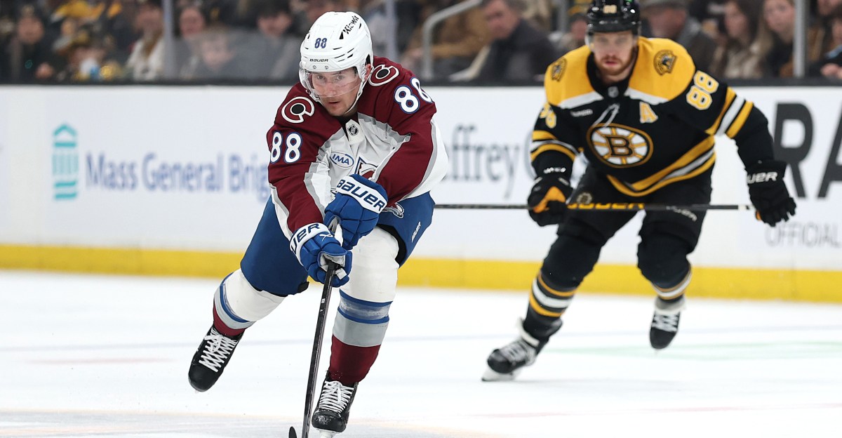 Open Thread: Colorado Avalanche vs Boston Bruins (7:00 p.m.)