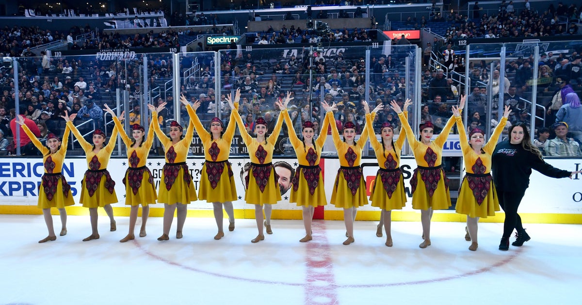 LA Kings apologize for selling scarves made in Turkey on Armenian Night