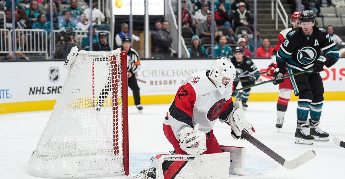 Hurricanes blow Sharks away, win 5-1