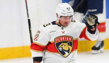 Former Bruins captain Brad Marchand makes tearful return to TD Garden