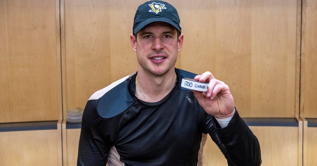 Sidney Crosby hits another career milestone with 1,700 points