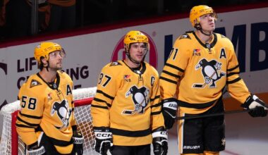 Pittsburgh Penguins unveil new gold jerseys at home opener