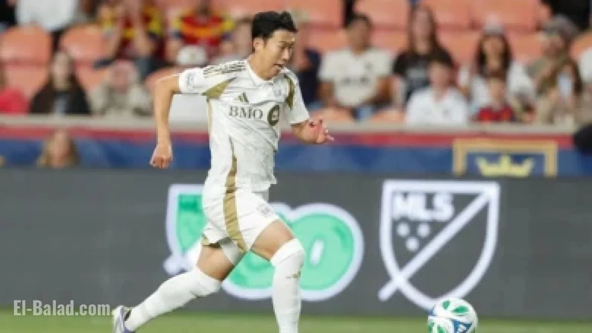 Ovechkin Scores First Season Goal, Rewarded for Patience with Capitals