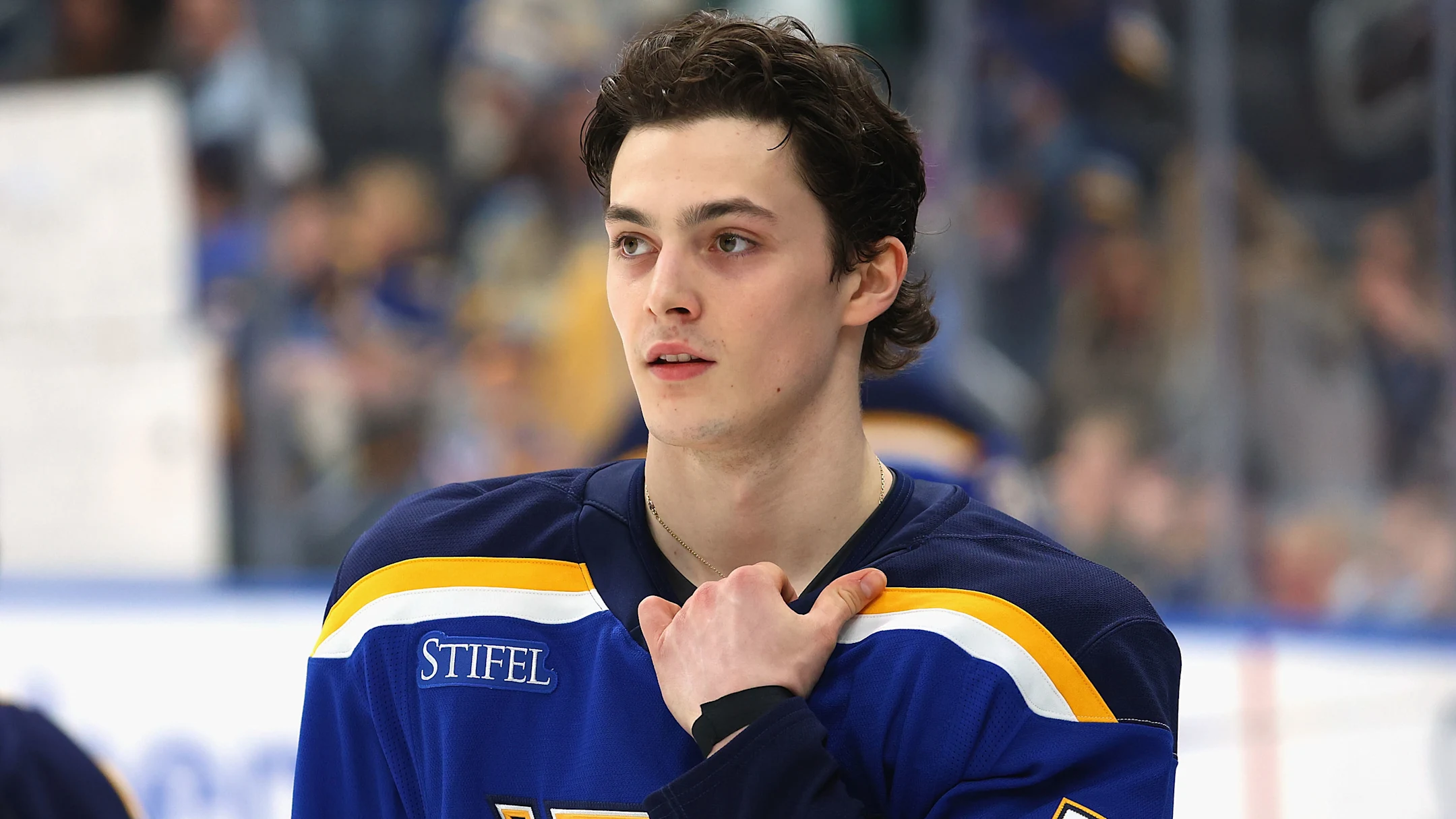 Dalibor Dvorský skating for the St. Louis Blues