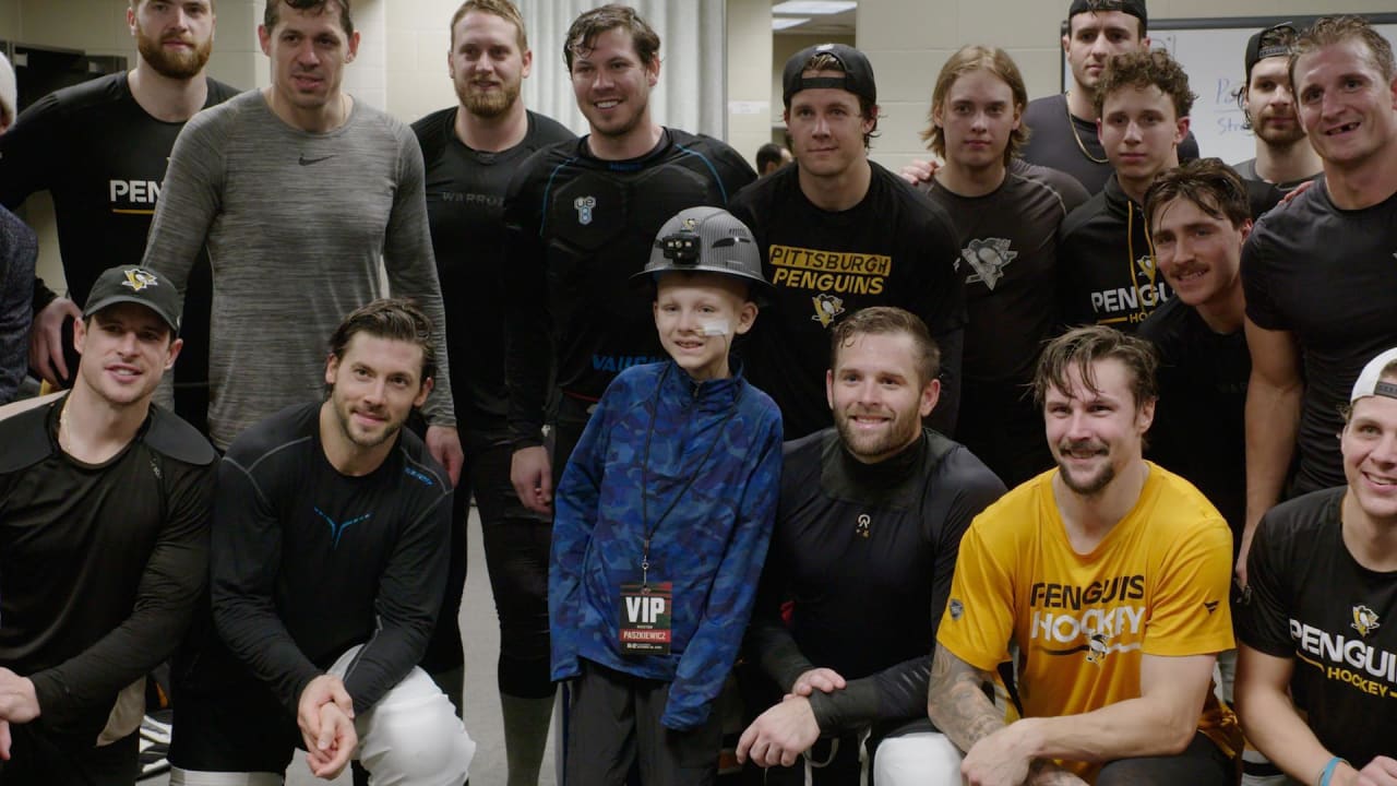 Postgame Helmet (10.30.25) | Pittsburgh Penguins