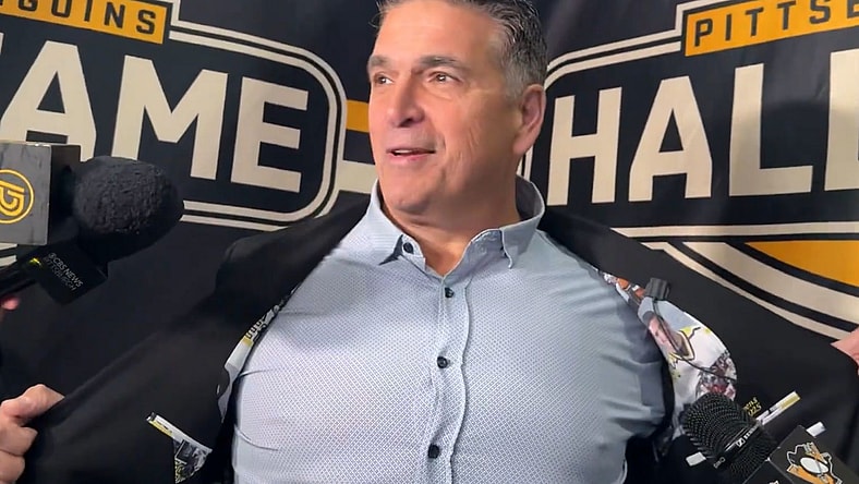 Former Pittsburgh Penguins power forward Kevin Stevens