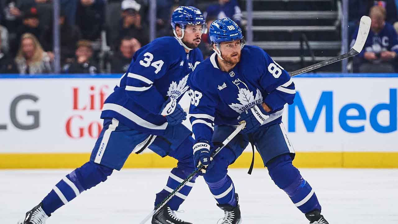 Maple Leafs juggling all lines, all pairs amid injury, adversity