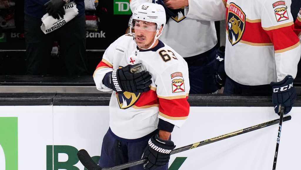 Brad Marchand steps away to help friend whose daughter died