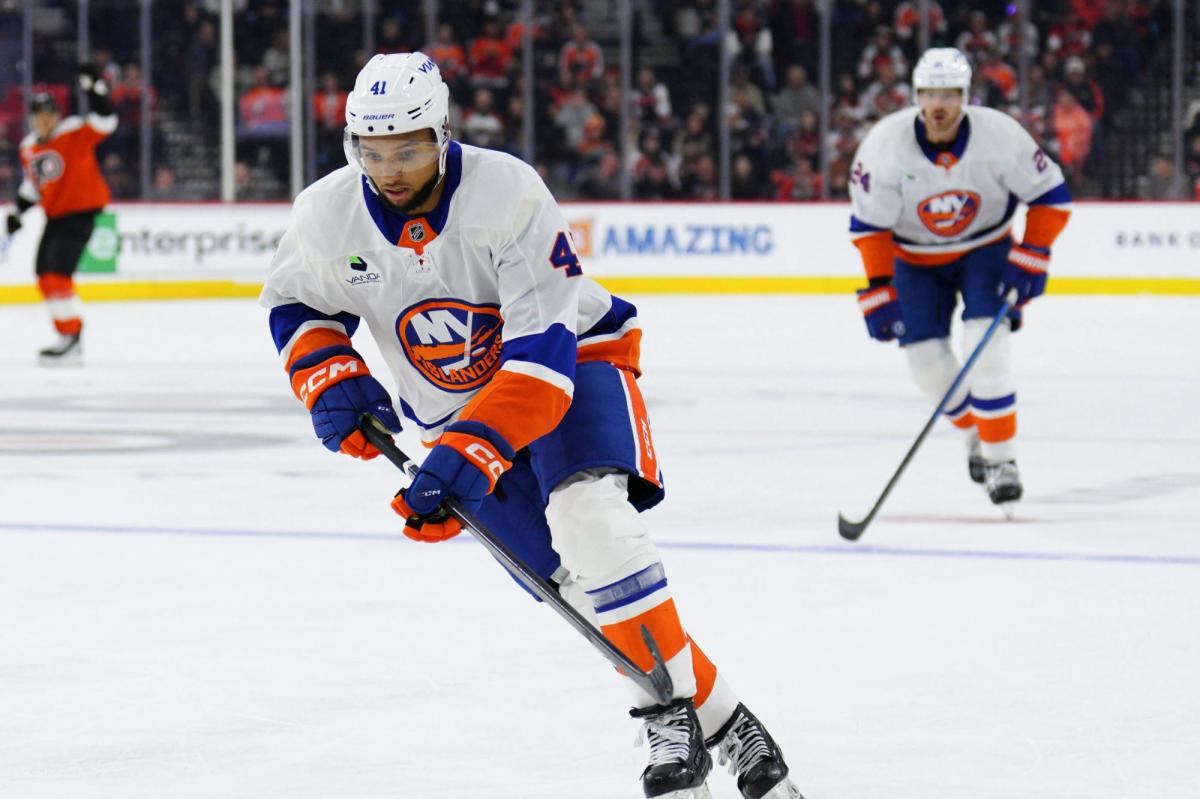 One person isn't surprised by Marshall Warren's Islanders arrival