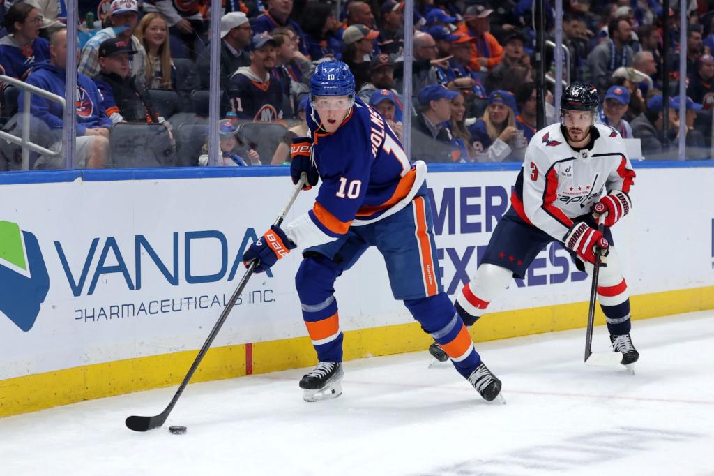 Simon Holmstrom knows the Islanders need what he isn't giving them yet