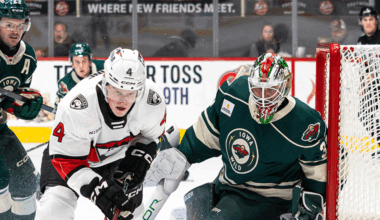 CHARLOTTE DEFEATS IOWA 4-1