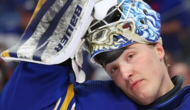 Buffalo Sabres goaltender Ukko-Pekka Luukkonen injured in preseason debut