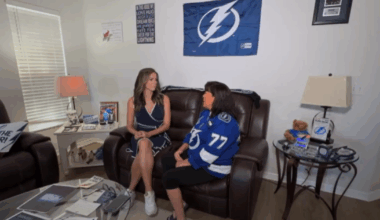 Lightning fan's love of hockey reminds her of her mom